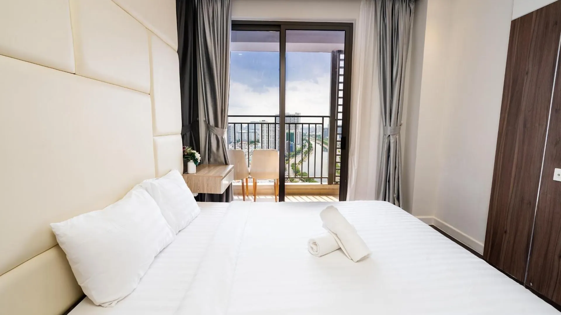 Goby Home In Rivergate Luxury Apartment - Near Ben Thanh Market Ho Chi Minh-stad 0*,